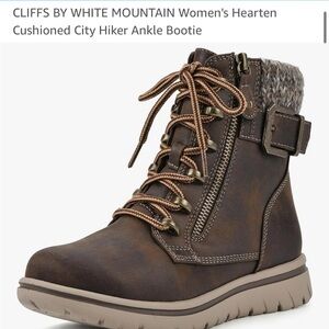 Cliffs by White Mountain Women's Brown Ankle Bootie NWOT